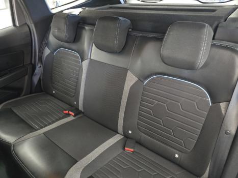 RENAULT Duster 1.6 16V 4P FLEX SCE ICONIC X-TRONIC AUTOM�TICO, Foto 16