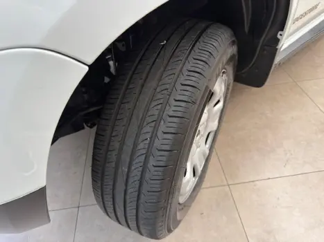 RENAULT Duster 1.6 16V 4P FLEX, Foto 13