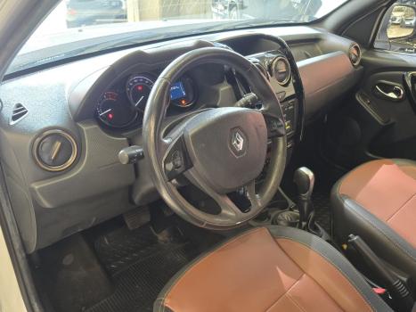 RENAULT Duster 1.6 16V 4P FLEX DYNAMIQUE AUTOM�TICO CVT, Foto 14