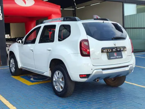 RENAULT Duster 2.0 16V 4P FLEX DYNAMIQUE, Foto 4 RENAULT Duster 2.0 16V 4P FLEX DYNAMIQUE, Foto 4
