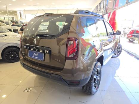 RENAULT Duster 2.0 16V 4P FLEX DAKAR 4X4, Foto 6 RENAULT Duster 2.0 16V 4P FLEX DAKAR 4X4, Foto 6