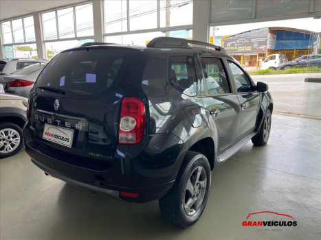 RENAULT Duster 2.0 16V 4P FLEX DYNAMIQUE AUTOM�TICO, Foto 4