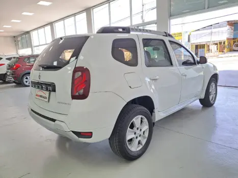 RENAULT Duster 2.0 16V 4P FLEX DYNAMIQUE AUTOM�TICO, Foto 4