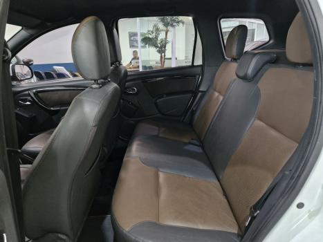 RENAULT Duster 2.0 16V 4P FLEX DYNAMIQUE AUTOM�TICO, Foto 4