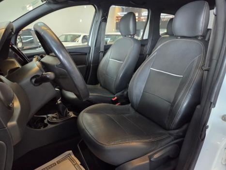 RENAULT Duster 2.0 16V 4P FLEX DYNAMIQUE AUTOM�TICO, Foto 9