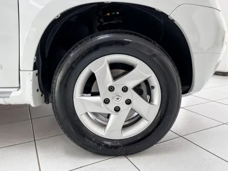 RENAULT Duster 2.0 16V 4P FLEX DYNAMIQUE AUTOM�TICO, Foto 12