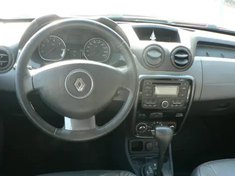 RENAULT Duster 2.0 16V 4P FLEX DYNAMIQUE AUTOM�TICO, Foto 10
