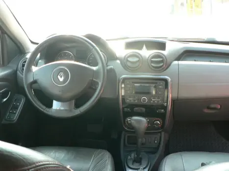 RENAULT Duster 2.0 16V 4P FLEX DYNAMIQUE AUTOM�TICO, Foto 13
