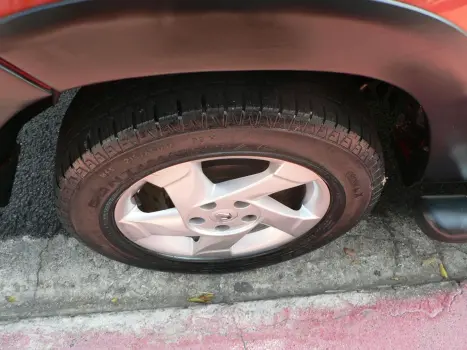 RENAULT Duster 2.0 16V 4P FLEX DYNAMIQUE AUTOM�TICO, Foto 14