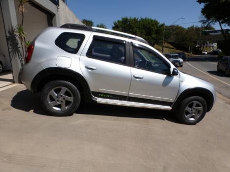 RENAULT Duster 2.0 16V 4P FLEX DYNAMIQUE AUTOM�TICO, Foto 3