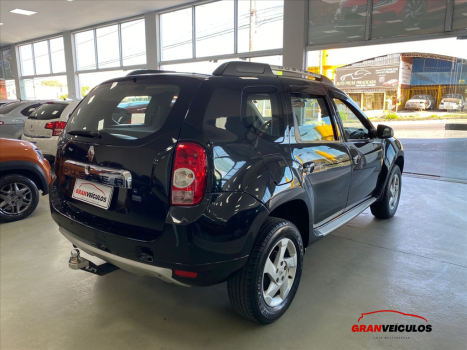 RENAULT Duster 2.0 16V 4P FLEX DYNAMIQUE AUTOM�TICO, Foto 4