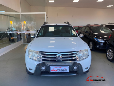 RENAULT Duster 2.0 16V 4P FLEX DYNAMIQUE AUTOM�TICO, Foto 2