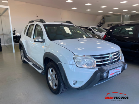RENAULT Duster 2.0 16V 4P FLEX DYNAMIQUE AUTOM�TICO, Foto 3