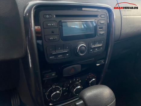 RENAULT Duster 2.0 16V 4P FLEX DYNAMIQUE AUTOM�TICO, Foto 8