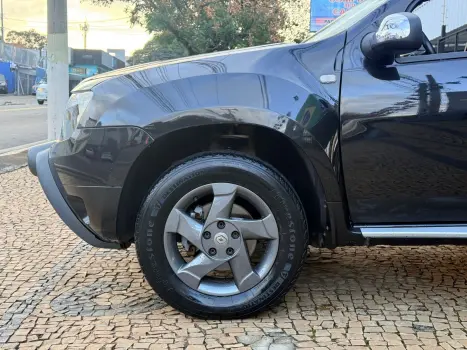 RENAULT Duster 2.0 16V 4P FLEX DYNAMIQUE AUTOM�TICO, Foto 7