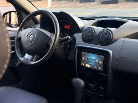 RENAULT Duster 2.0 16V 4P FLEX DYNAMIQUE AUTOM�TICO, Foto 8