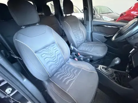 RENAULT Duster 2.0 16V 4P FLEX DYNAMIQUE AUTOM�TICO, Foto 7
