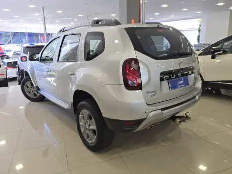 RENAULT Duster 2.0 16V 4P FLEX DYNAMIQUE AUTOM�TICO, Foto 4