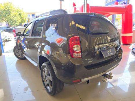 RENAULT Duster 2.0 16V 4P FLEX DYNAMIQUE AUTOM�TICO, Foto 4