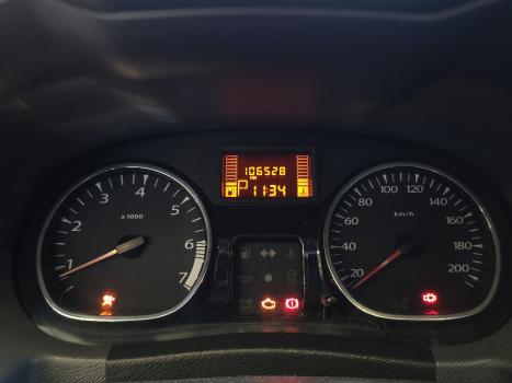 RENAULT Duster 2.0 16V 4P FLEX DYNAMIQUE AUTOM�TICO, Foto 12