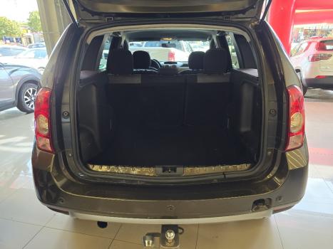 RENAULT Duster 2.0 16V 4P FLEX DYNAMIQUE AUTOM�TICO, Foto 17