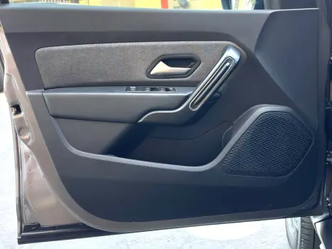 RENAULT Duster , Foto 13 RENAULT Duster , Foto 13