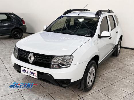 RENAULT Duster , Foto 1
