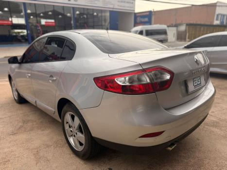 RENAULT Fluence 2.0 16V 4P FLEX DYNAMIQUE AUTOMTICO, Foto 6