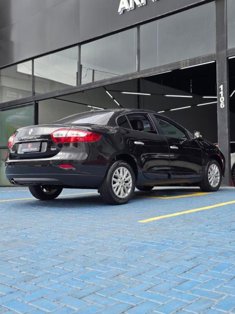 RENAULT Fluence 2.0 16V 4P FLEX DYNAMIQUE PLUS AUTOM�TICO, Foto 6
