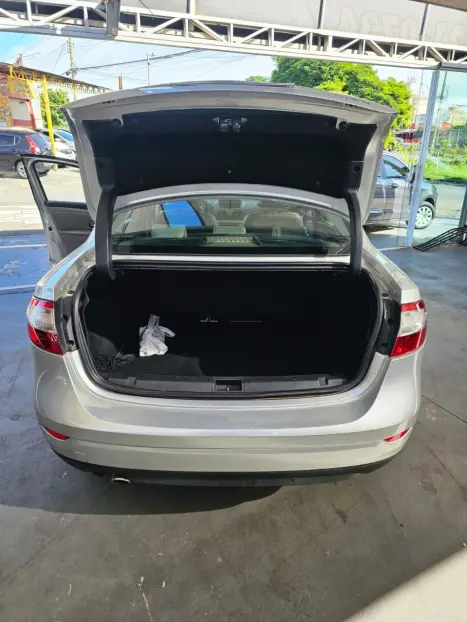 RENAULT Fluence 2.0 16V 4P FLEX PRIVIL�GE AUTOM�TICO, Foto 10