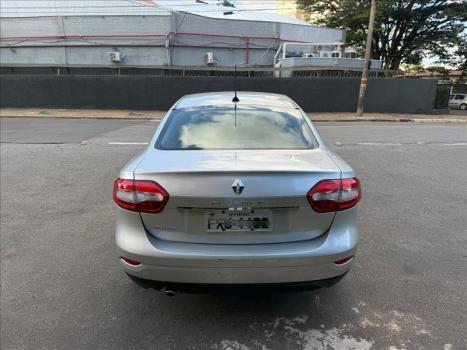 RENAULT Fluence 2.0 16V 4P FLEX DYNAMIQUE AUTOM�TICO, Foto 4