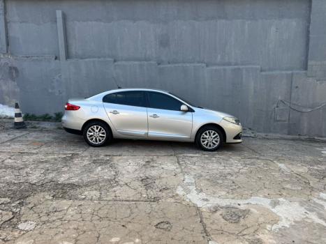 RENAULT Fluence 2.0 16V 4P FLEX DYNAMIQUE AUTOM�TICO, Foto 2