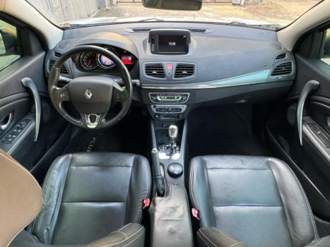 RENAULT Fluence 2.0 16V 4P FLEX DYNAMIQUE AUTOM�TICO, Foto 4