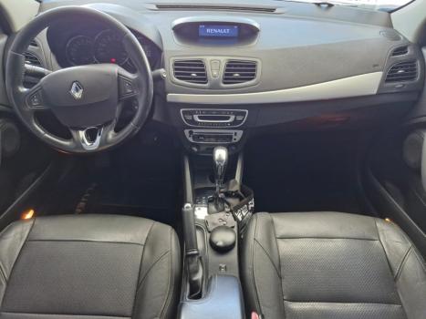 RENAULT Fluence 2.0 16V 4P FLEX DYNAMIQUE AUTOM�TICO, Foto 3