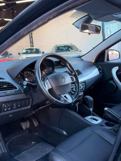 RENAULT Fluence 2.0 16V 4P FLEX DYNAMIQUE AUTOM�TICO, Foto 8