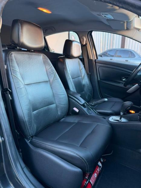 RENAULT Fluence 2.0 16V 4P FLEX DYNAMIQUE AUTOM�TICO, Foto 13