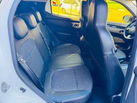 RENAULT Kwid 1.0 12V 4P SCE FLEX INTENSE, Foto 13