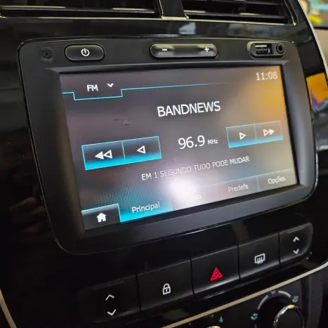 RENAULT Kwid 1.0 12V 4P SCE FLEX INTENSE, Foto 16