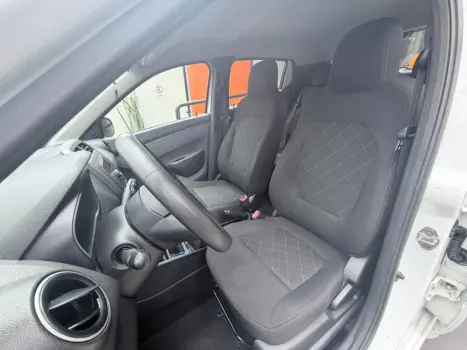 RENAULT Kwid 1.0 12V 4P SCE FLEX ZEN, Foto 13