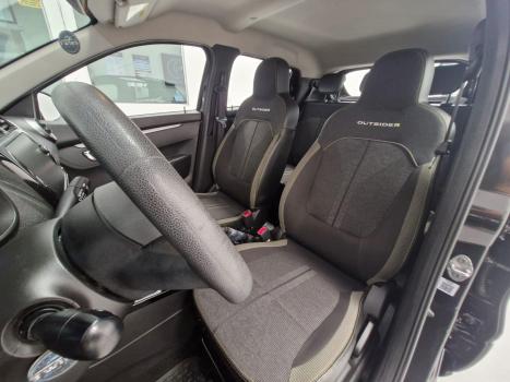 RENAULT Kwid 1.0 12V 4P SCE FLEX OUTSIDER, Foto 9