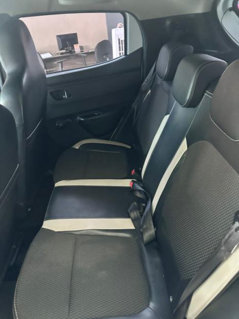 RENAULT Kwid 1.0 12V 4P SCE FLEX INTENSE, Foto 8