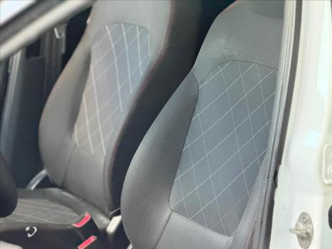 RENAULT Kwid 1.0 12V 4P SCE FLEX ZEN, Foto 6