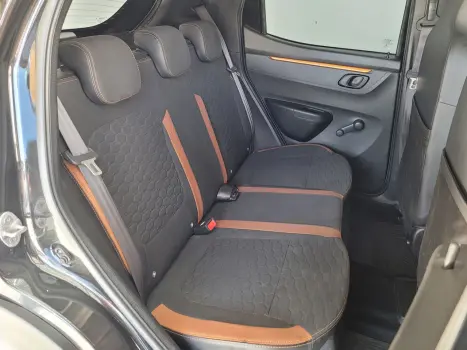 RENAULT Kwid 1.0 12V 4P SCE FLEX OUTSIDER, Foto 7