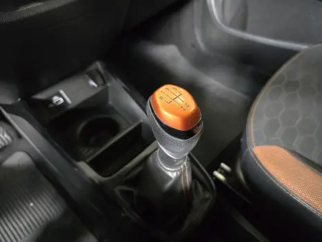 RENAULT Kwid 1.0 12V 4P SCE FLEX OUTSIDER, Foto 9