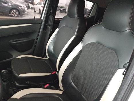 RENAULT Kwid 1.0 12V 4P SCE FLEX INTENSE, Foto 12