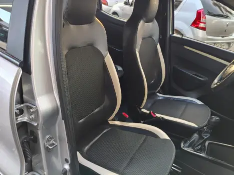 RENAULT Kwid 1.0 12V 4P SCE FLEX INTENSE, Foto 19