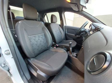 RENAULT Logan 1.0 12V 4P FLEX SCE ZEN, Foto 13