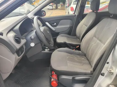 RENAULT Logan 1.0 16V 4P FLEX EXPRESSION, Foto 9