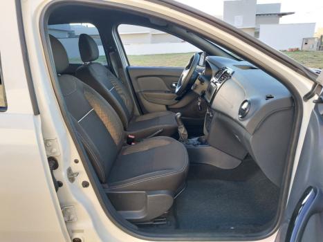 RENAULT Logan 1.6 16V 4P FLEX SCE ZEN, Foto 15 RENAULT Logan 1.6 16V 4P FLEX SCE ZEN, Foto 15