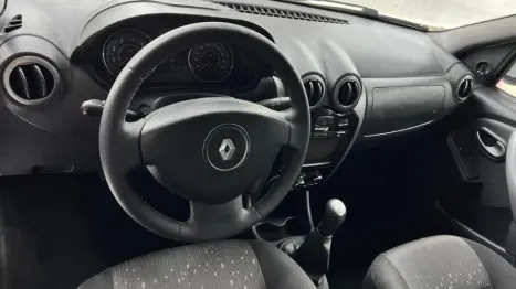 RENAULT Logan 1.6 16V 4P FLEX EXPRESSION, Foto 10